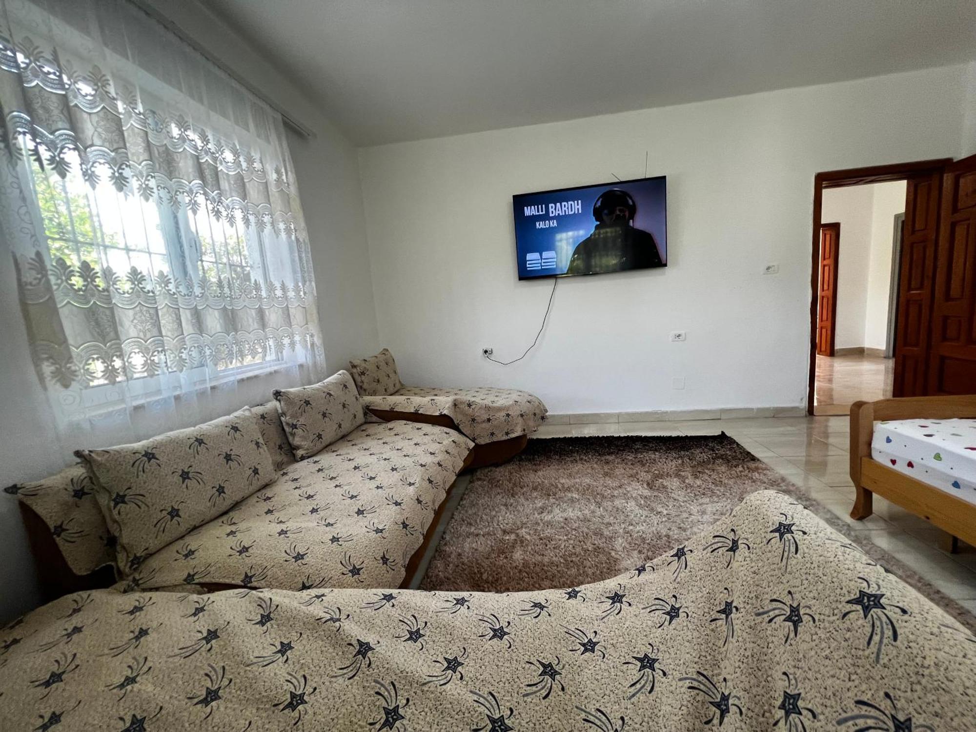 Chateau Sukaj Ljaknasi Εξωτερικό φωτογραφία